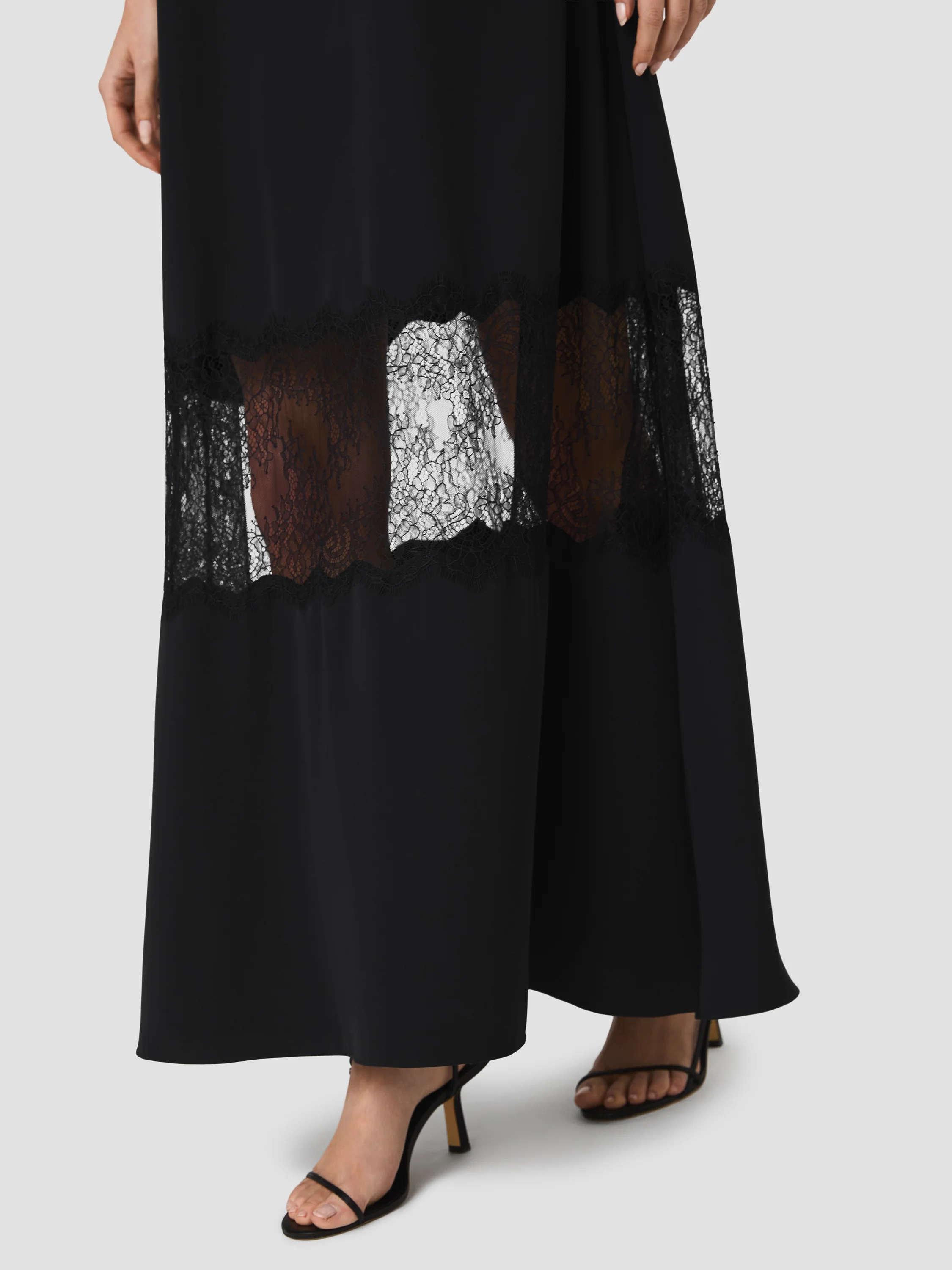 QUINN CREPE LACE MAXI DRESS - Image 3