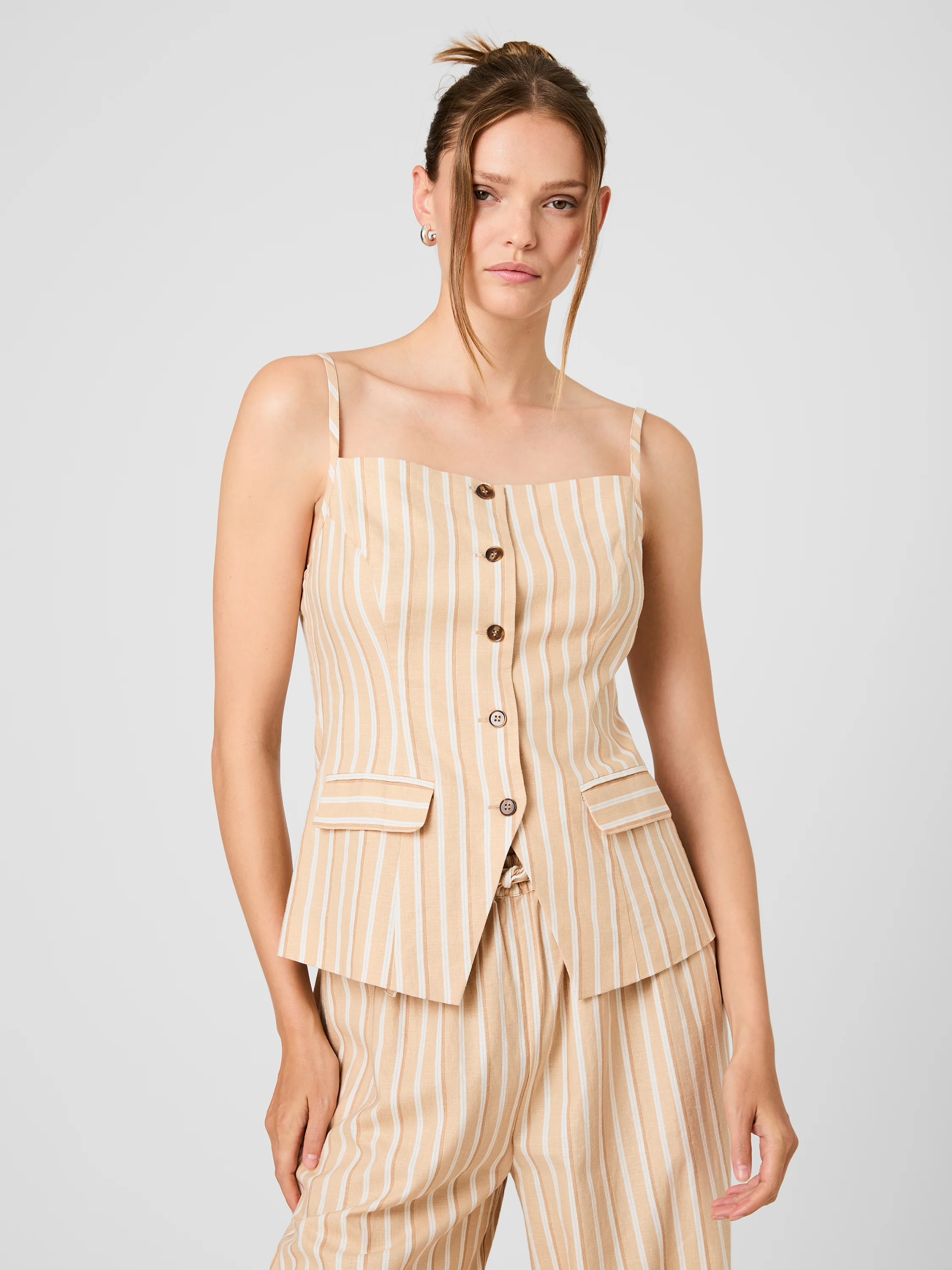 ASPEN LINEN TAILORED TOP - Image 4