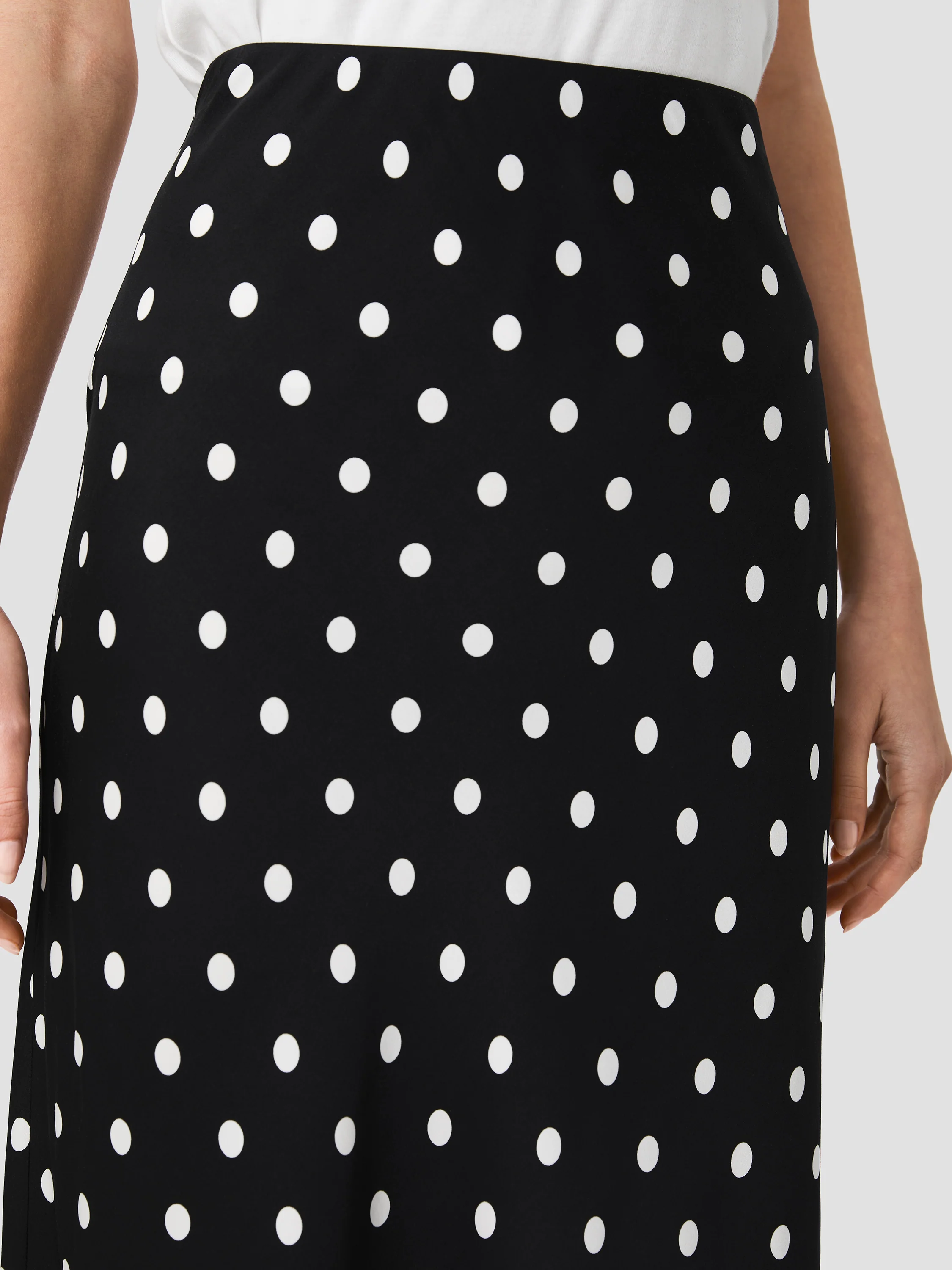 ENNIS SATIN POLKA DOT MIDI SKIRT - Image 5