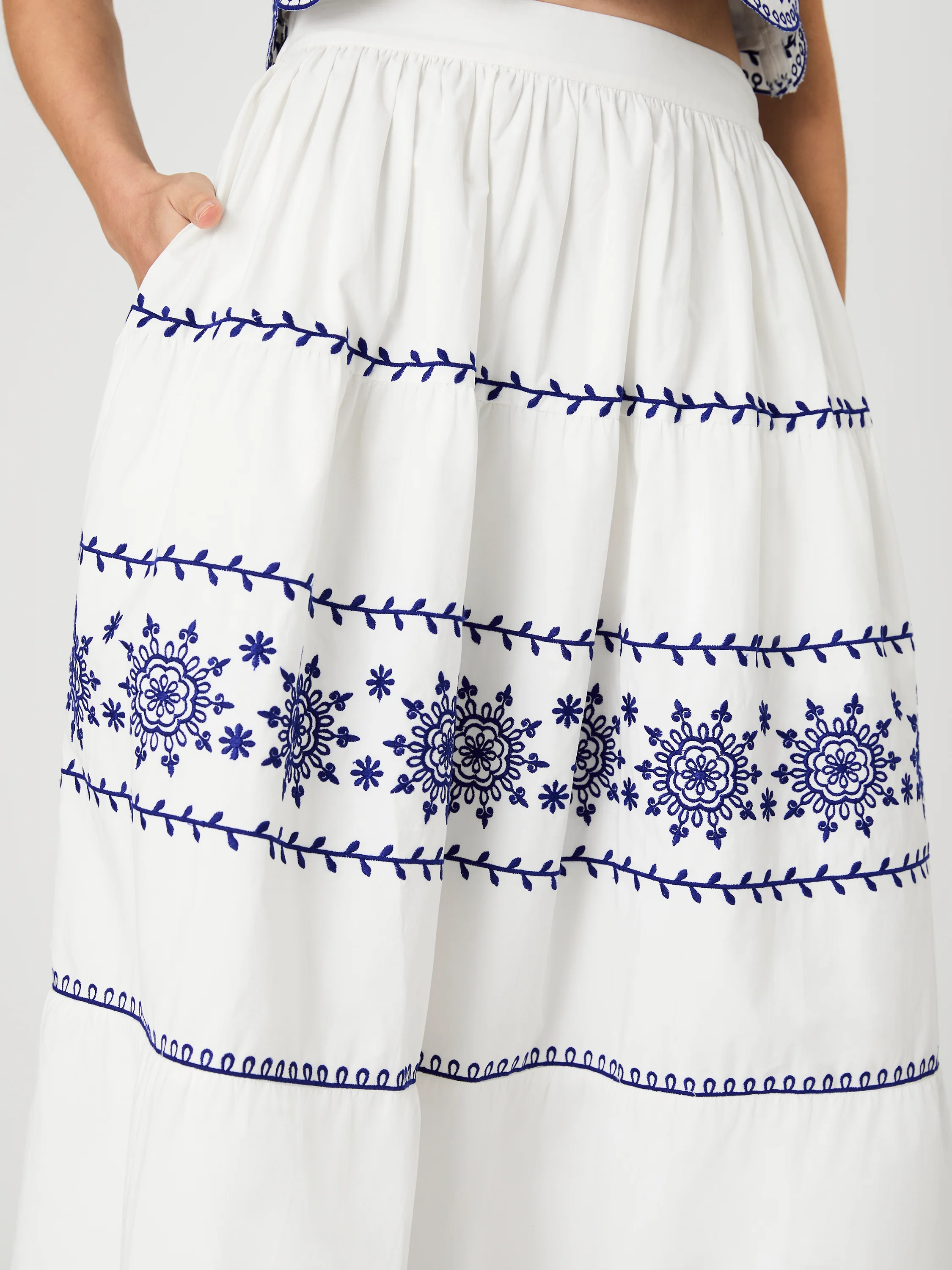 ALISSA COTTON EMBROIDERED MIDI SKIRT - Image 4