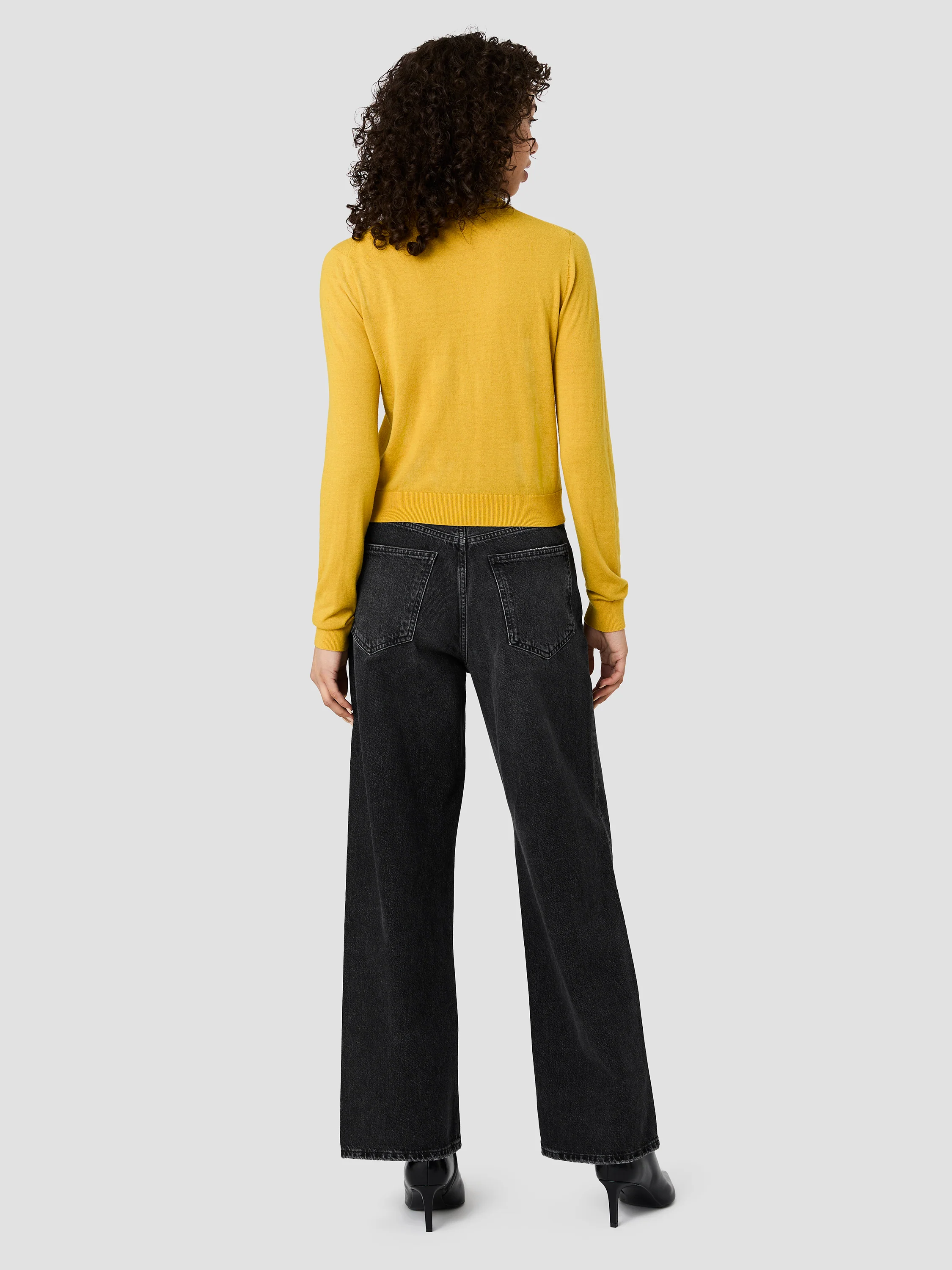 NOLA FINE KNIT LONG SLEEVE POLO TOP - Image 4