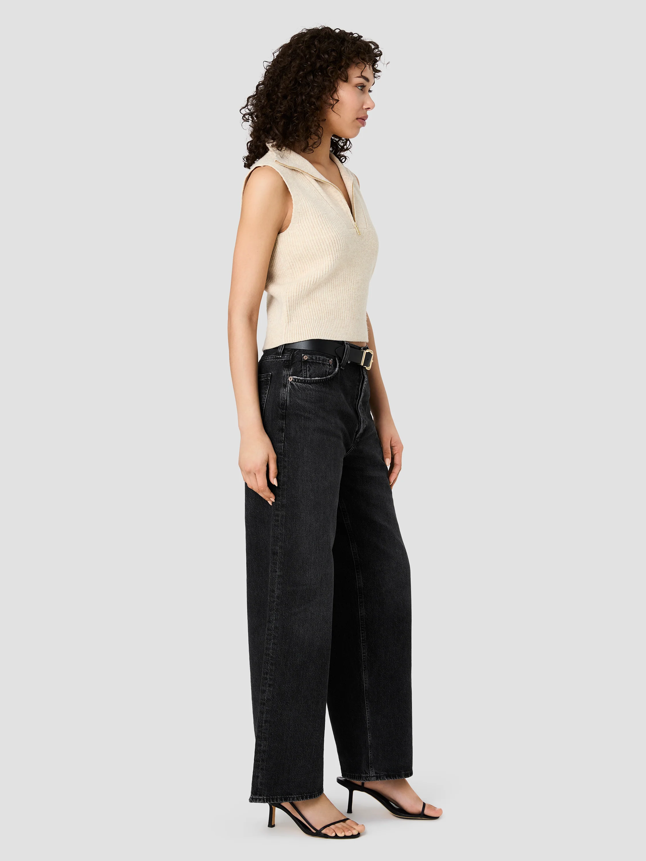 MARLEY KNIT HALF ZIP VEST - Image 5