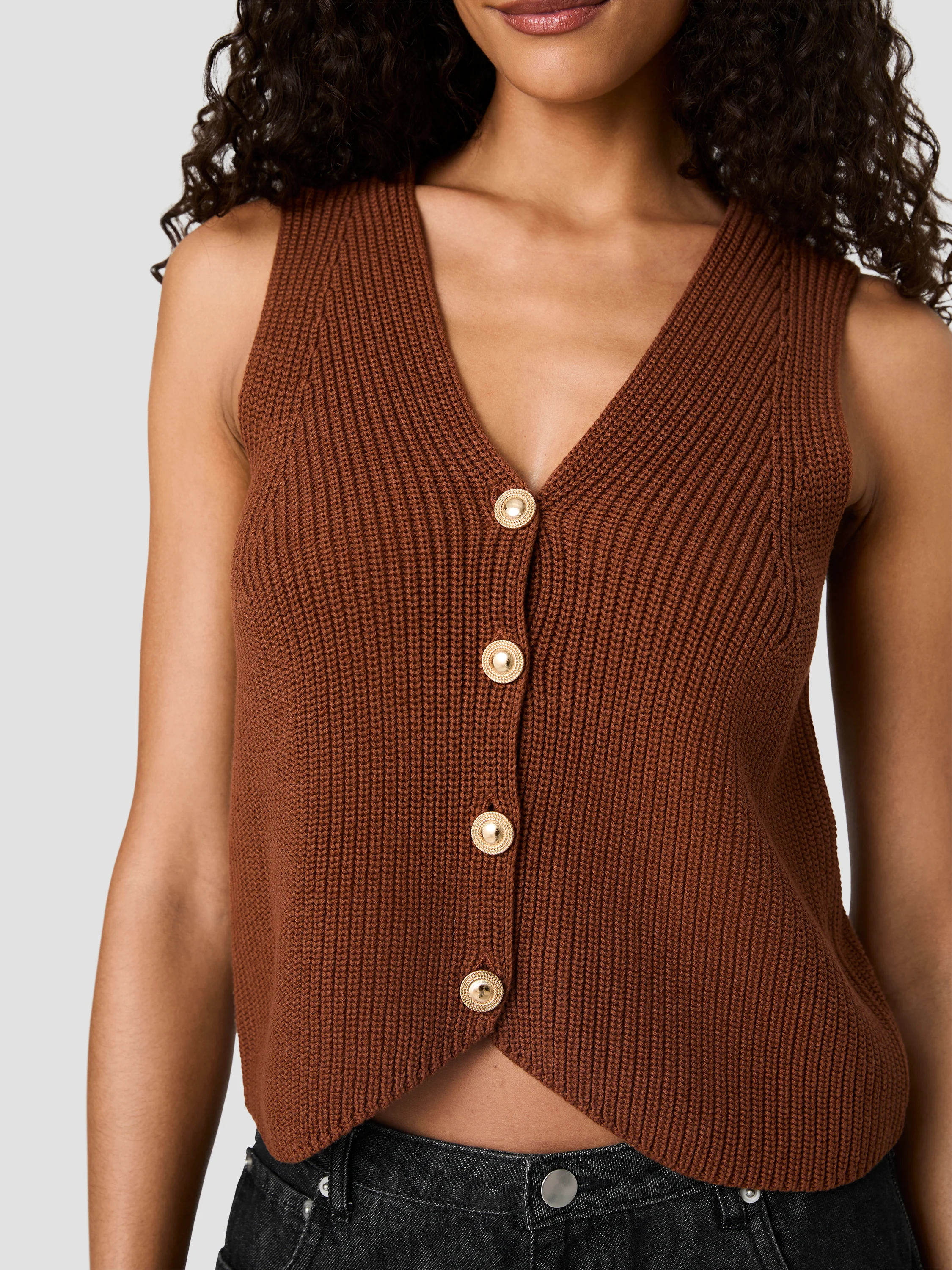 MOZART V-NECK RIB VEST - Image 3
