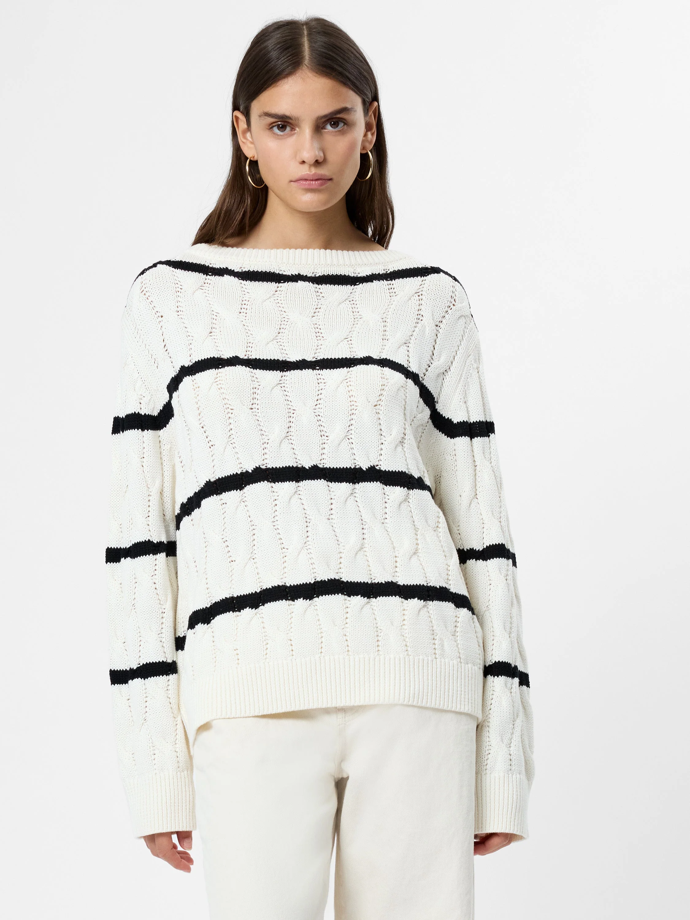 MOZART CHUNKY CABLE KNIT PULLOVER - Image 2
